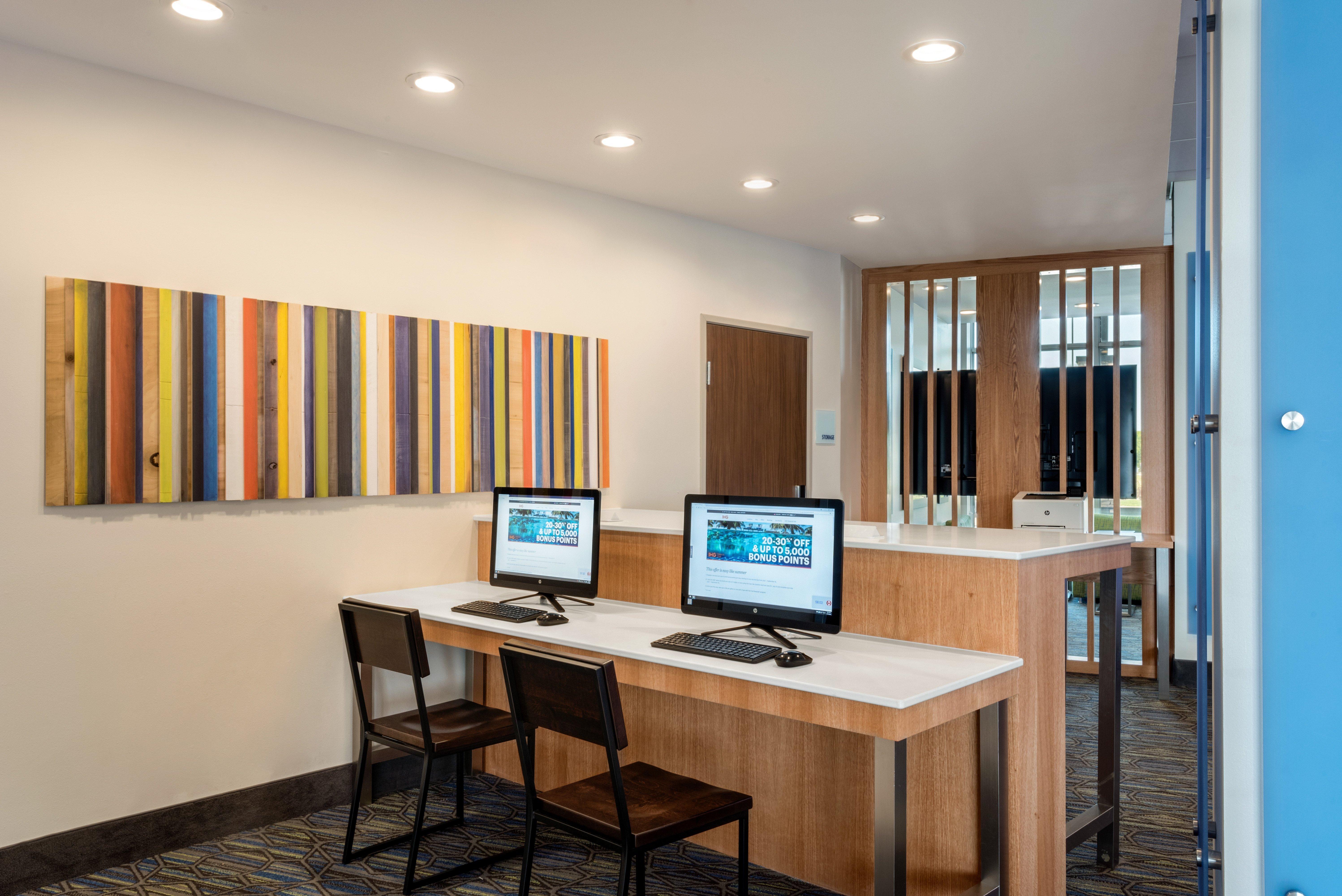 Holiday Inn Express & Suites - West Des Moines - Jordan Creek By Ihg מראה חיצוני תמונה